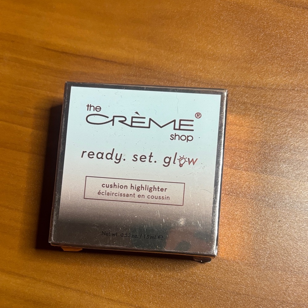 The Crème Shop Cushion Highlighter - Gold Glow